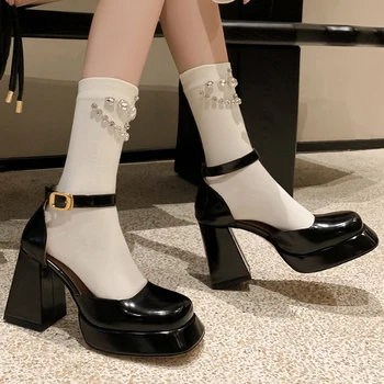 2023 фантазия Нови пролетно-летни обувки-лодки, дамски кожени обувки Mary Jane в платформата, женски обувки в блок ток, луксозни дизайнерски обувки на висок ток в черен цвят
