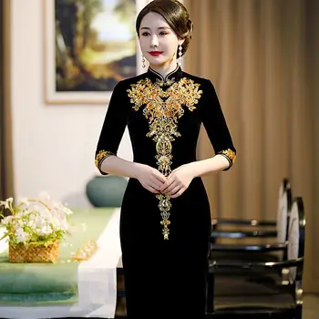 Дългата дрехи на средна и в напреднала възраст със златни бродерии, висококачествено черно златното бархатное рокля рокля daily, тънка рокля с бродерия за майката, женствена рокля
