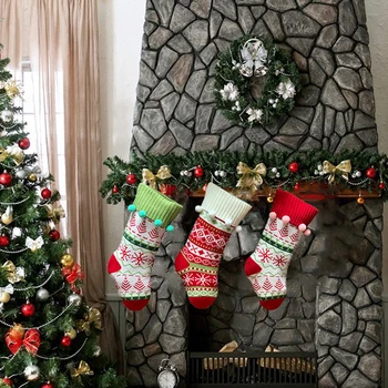 Коледен чорап с флорални принтом, окачени чорапи, бижута, подарък пакет във формата на шоколадови бонбони, коледни украшения за стени, дърво, прозорец