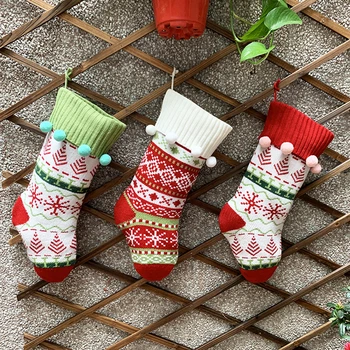 Коледен чорап с флорални принтом, окачени чорапи, бижута, подарък пакет във формата на шоколадови бонбони, коледни украшения за стени, дърво, прозорец