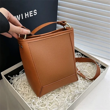 Луксозни дамски чанти и портмонета, чанти през рамо за жени 2023, висококачествена кожена чанта-месинджър, малка торбичка