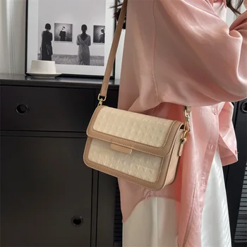 Лятна дамска чанта на едно рамо от изкуствена кожа, японски и корейски модни проста чанта през рамо за крайградски пътувания, малка квадратна чанта с капак