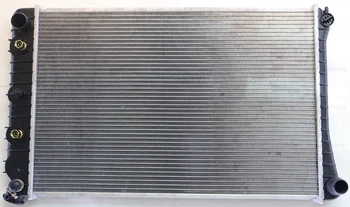 Охладител радиатор воден резервоар за Oldsmobile Cutlass V8 5.7 L 1978 1979 1980 78 79 80